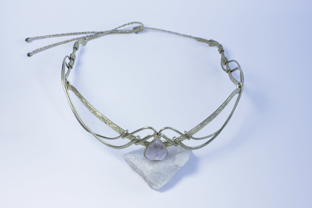 Aura -tiara ametistilla by Natural vibrations jewelry