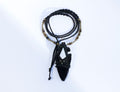 Obsidiaanikärki violetilla jadella